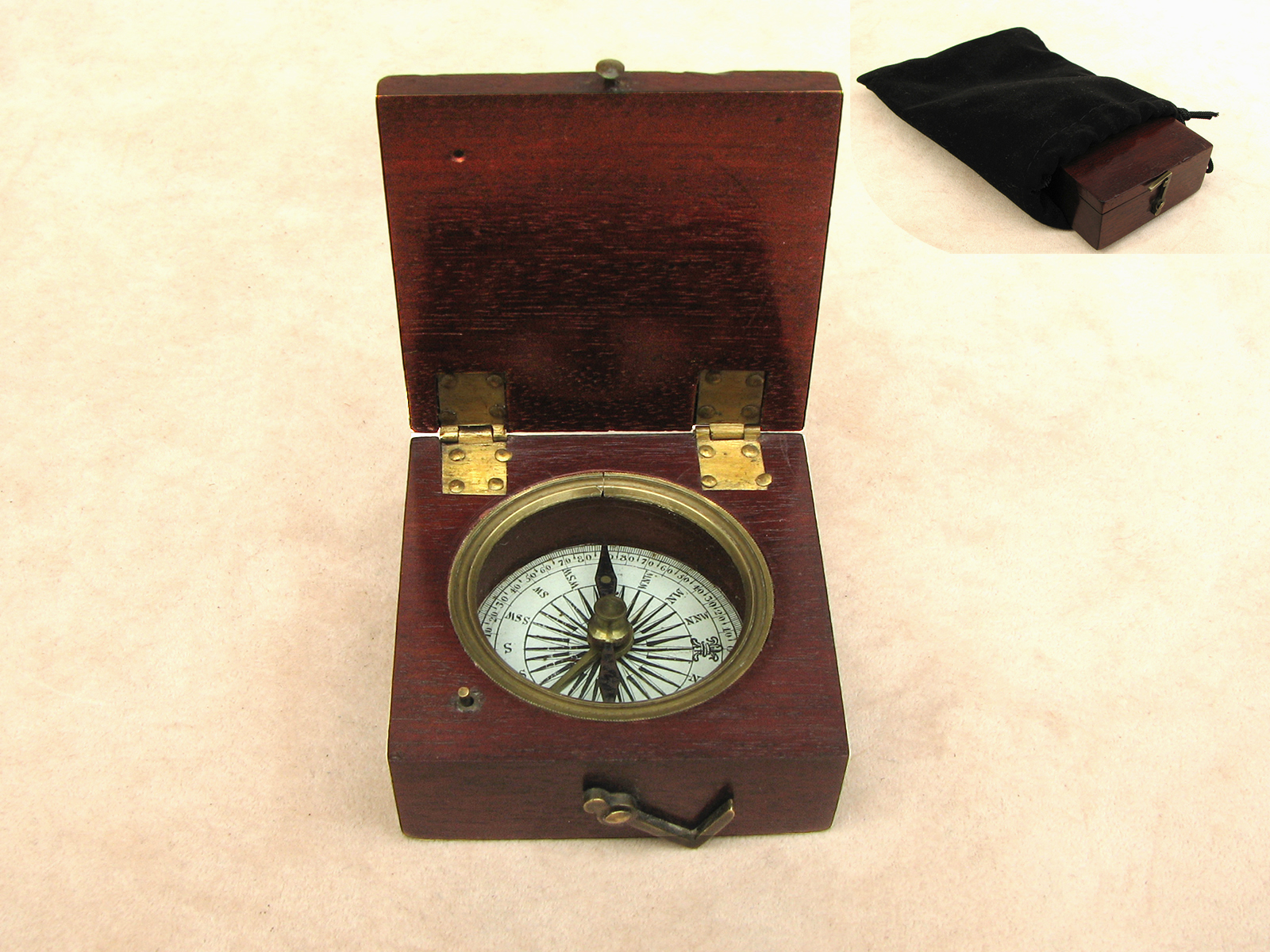 Victorian mahogany pocket compass - Circa 1850
